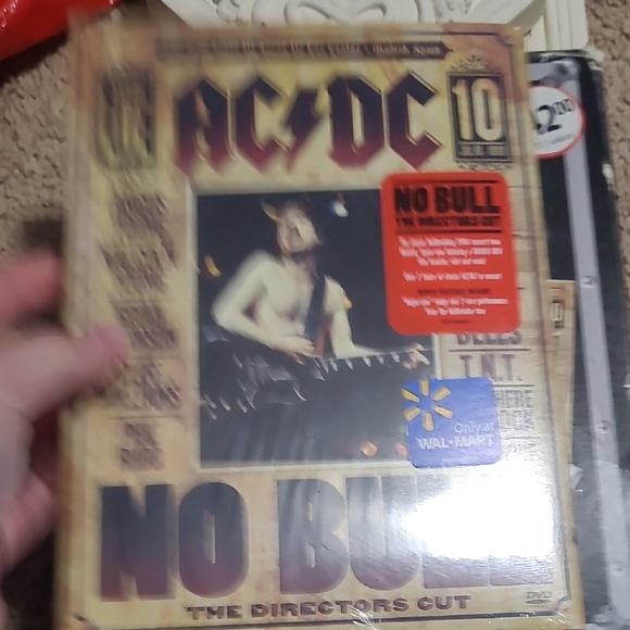 360 Rock Band AC/DC Live Track Pack - Green Case - Picture 3 of 6